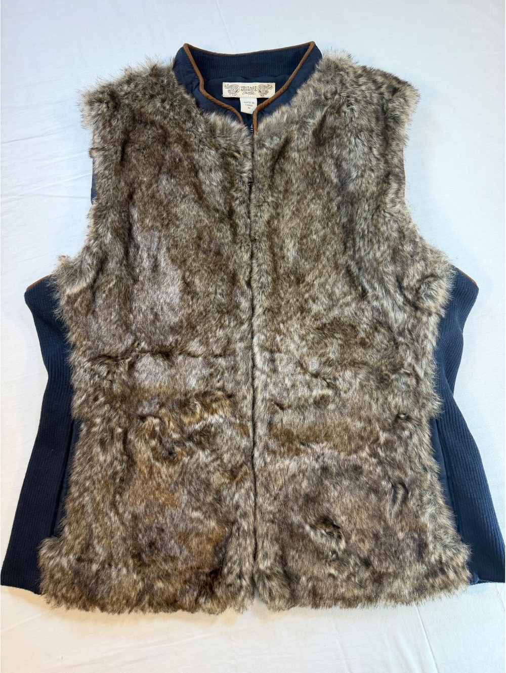 Vintage America Blues Faux Fur and Quilted Sleeveless Vest Medium
